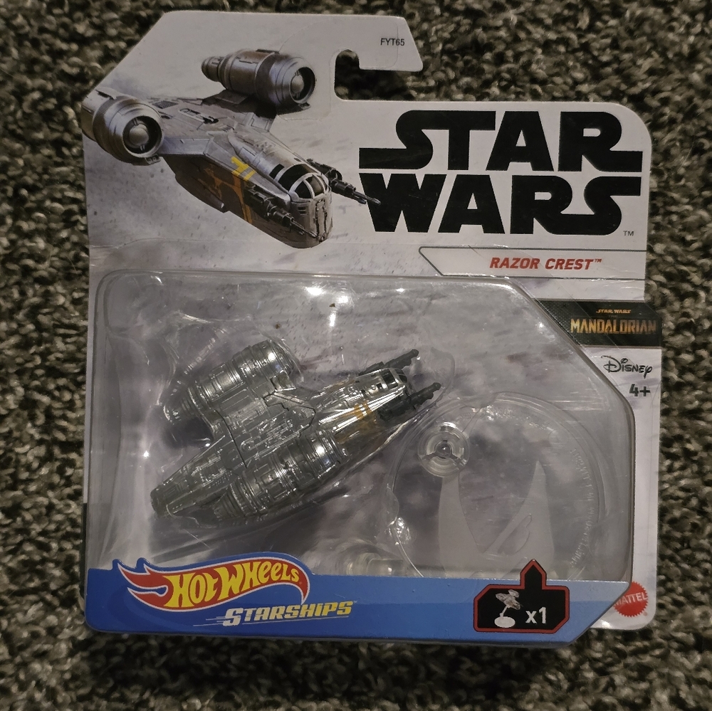 Hot Wheels Star Wars Razor Crest Die-Cast Vehicle And More